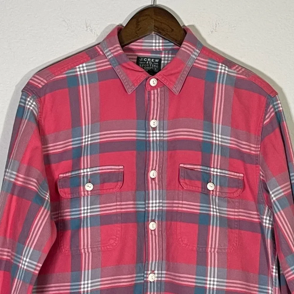 J Crew Men’s Cotton Twill Button Down Size Medium in Faded Red Tartan Plaid
